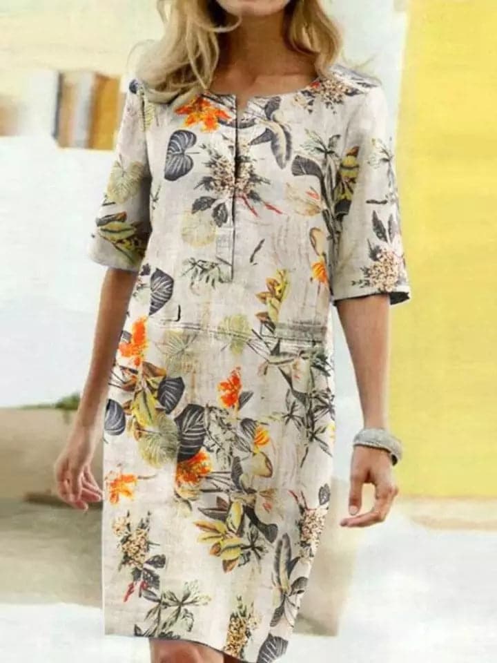Women’s Knee-Length Dress – Relaxed Fit – Half Sleeve – Bold Print – Breathable Blend