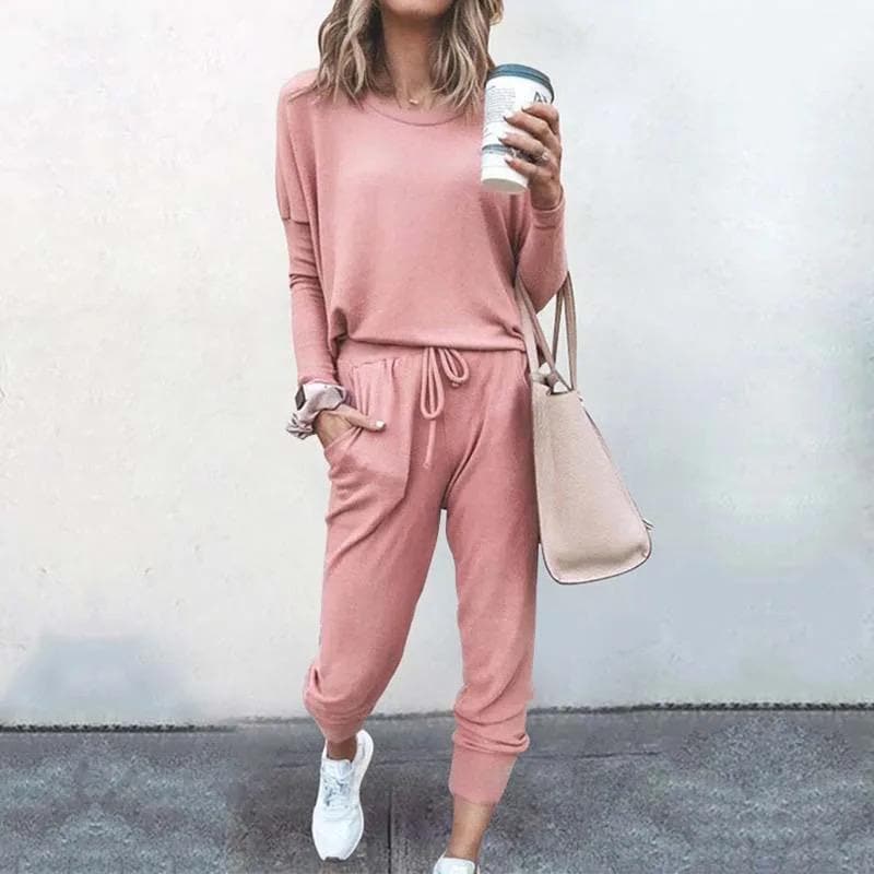 Women’s Jogging Set – Relaxed Fit – Long Sleeve Top & Cuffed Pants – Soft Knit Fabric