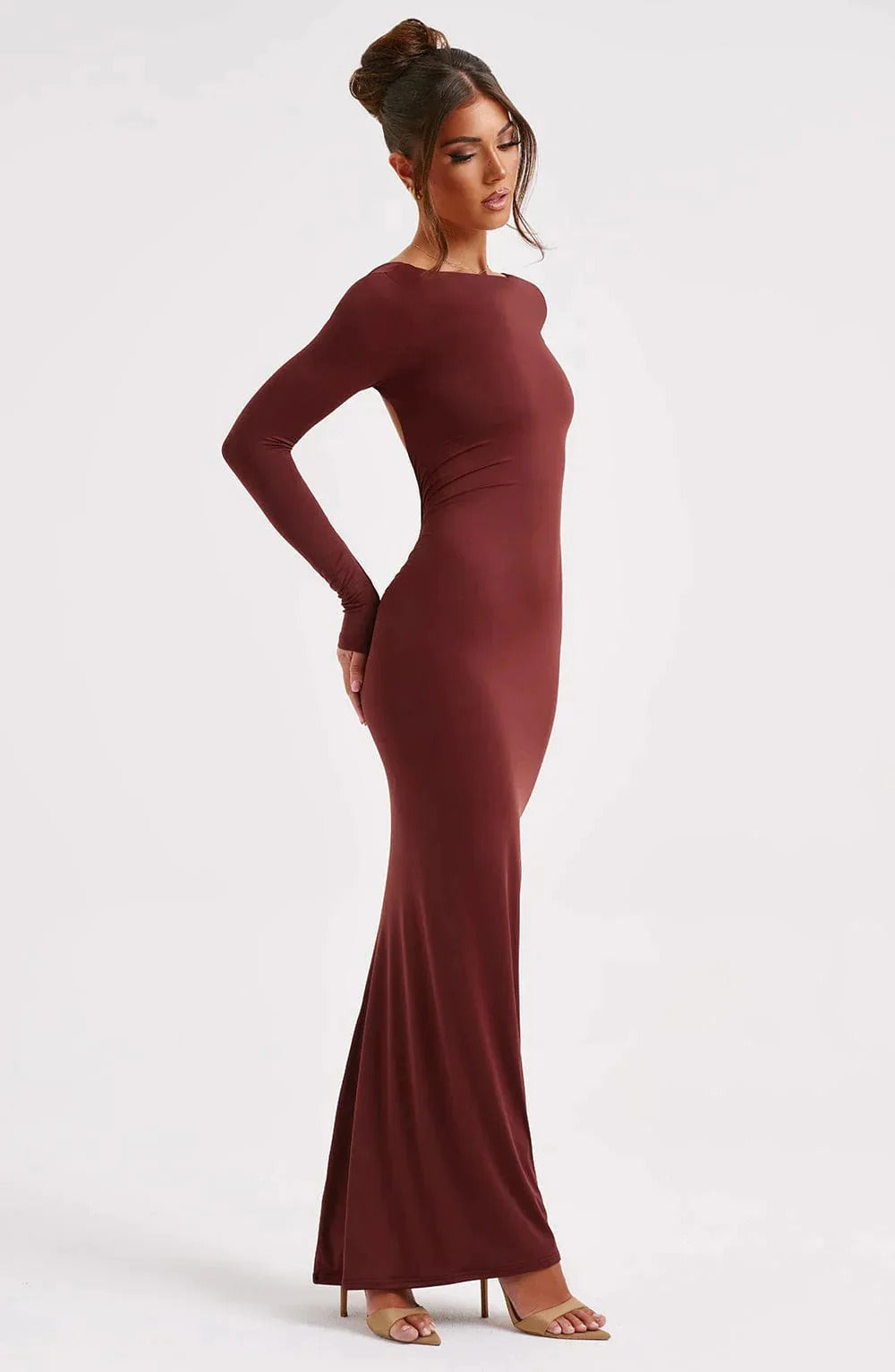 Women's backless long sleeve maxi dress