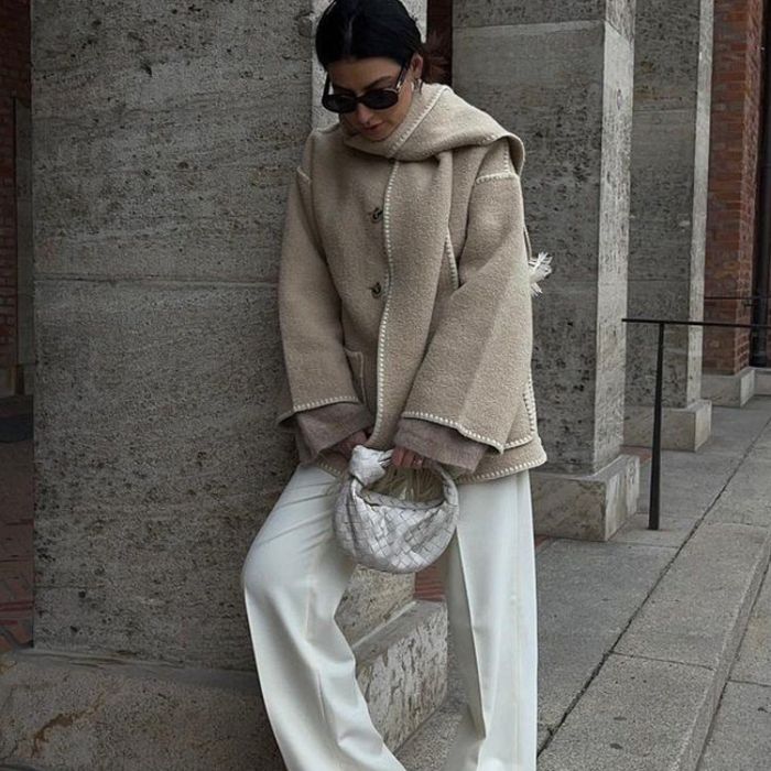 Women's autumn winter coat with scarf tassels