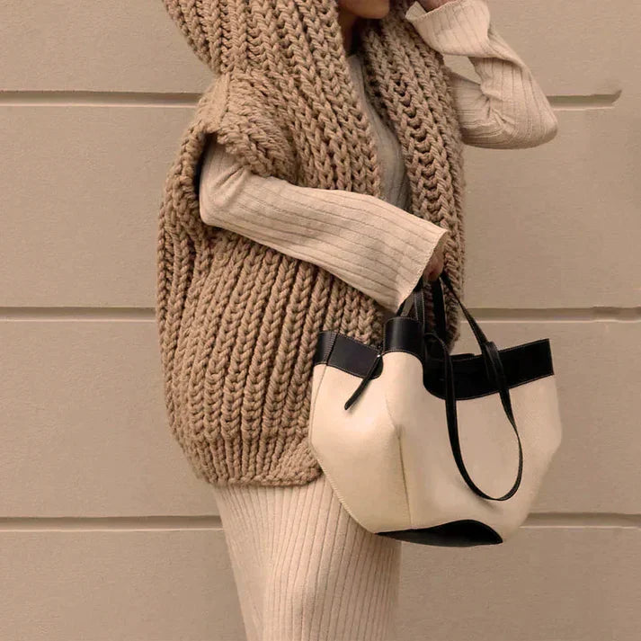 Women's comfy knitted cardigan