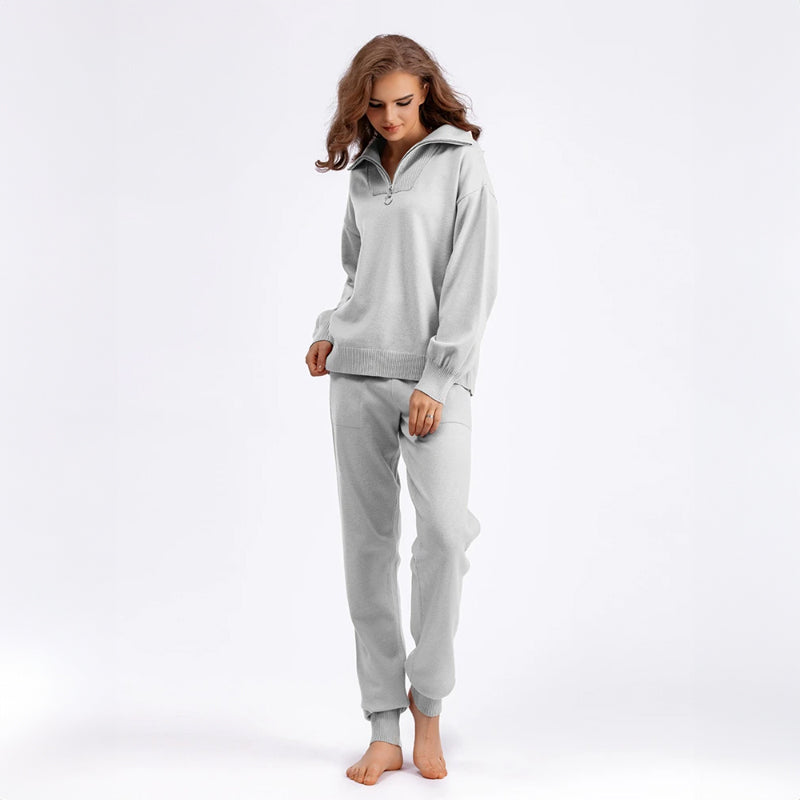 Women's Two-Piece Loungewear Set - Knit Sweatshirt & Jogger Pants - Relaxed Fit