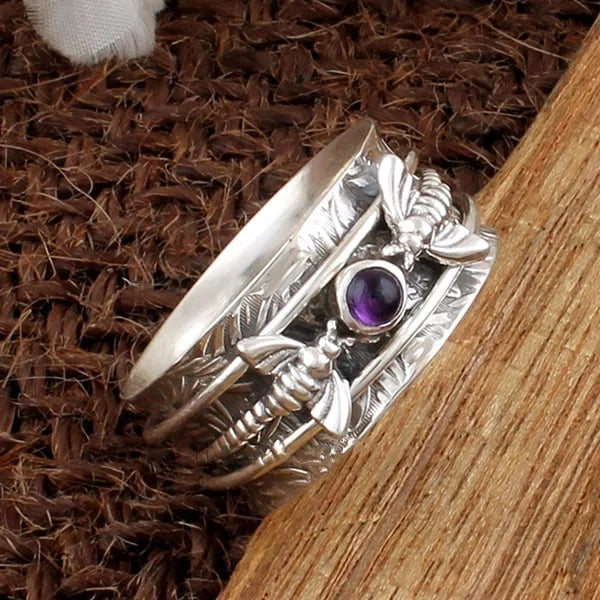 Engraved Nature-Inspired Gemstone Accent Ring