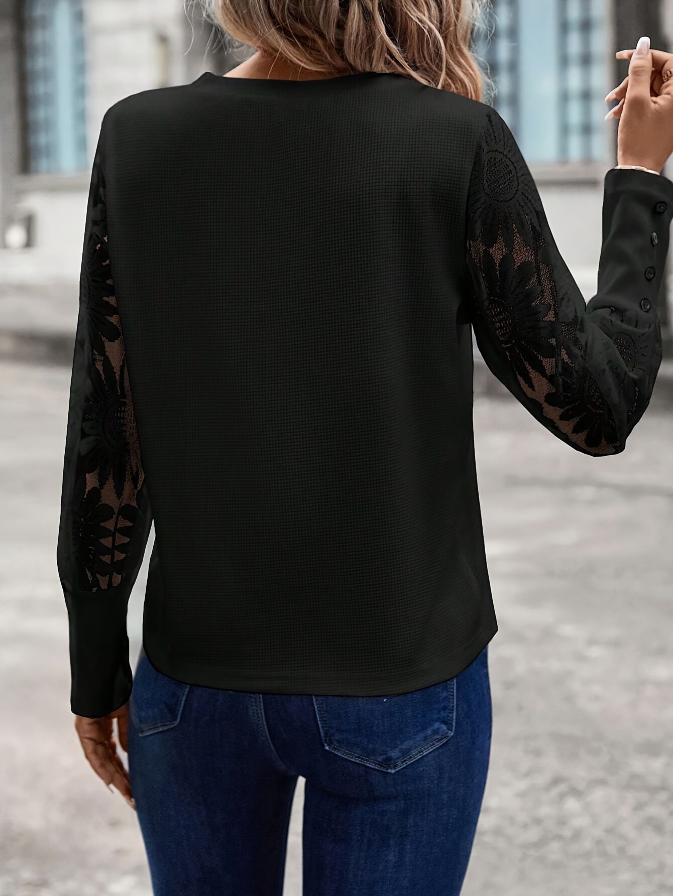Floral sleeve round neck button cuff casual top for women