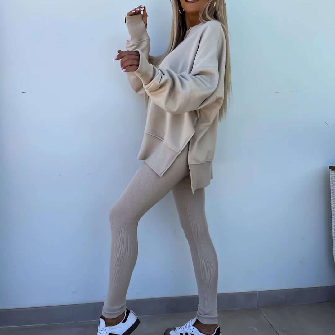 Women's oversized sweater set