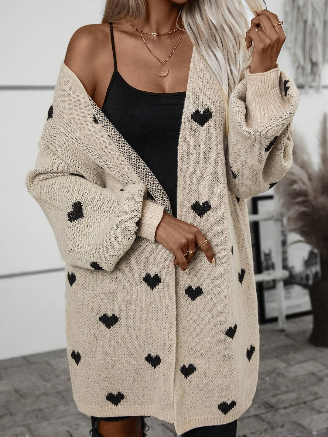Women’s Cardigan – Wool Knit – Oversized Fit – Open Front – Heart Pattern – Long Sleeve