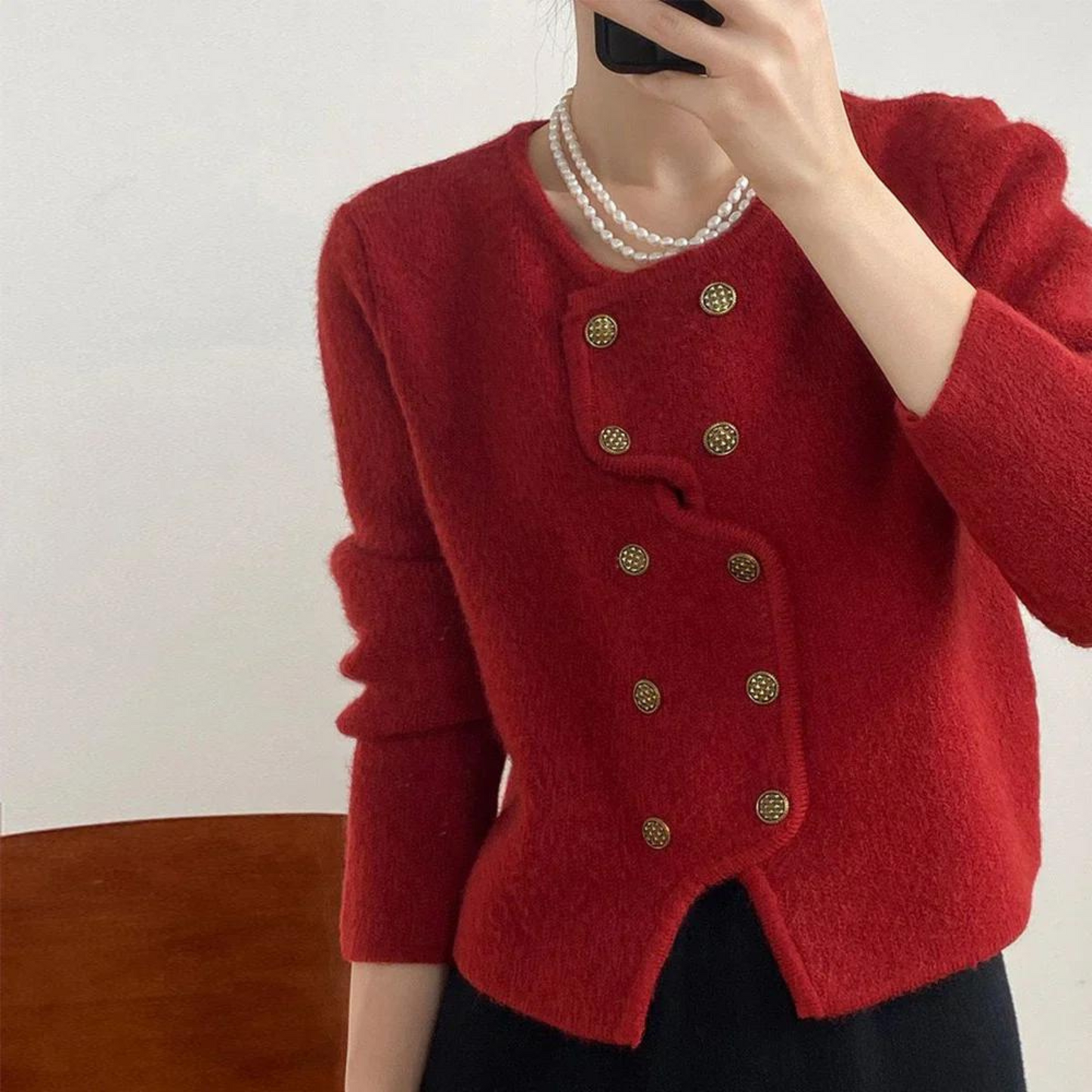 Women's elegant long sleeve cropped knit sweater