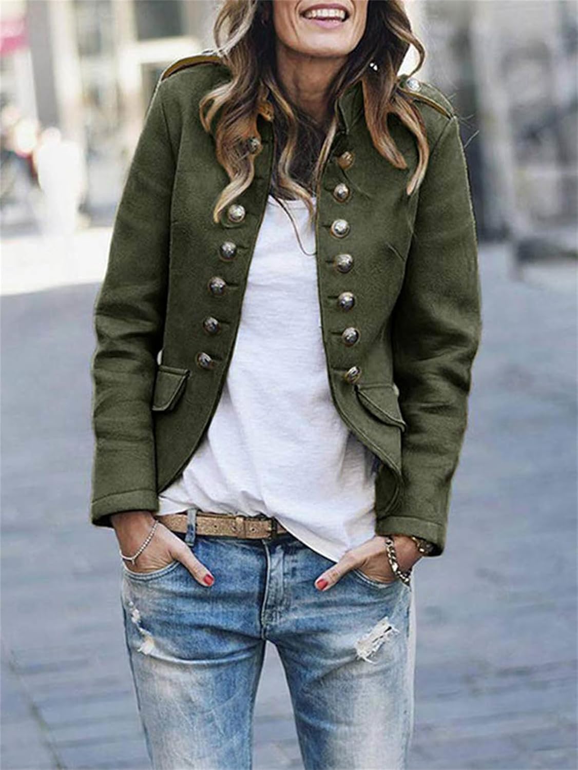 Women's military-inspired buttoned jacket