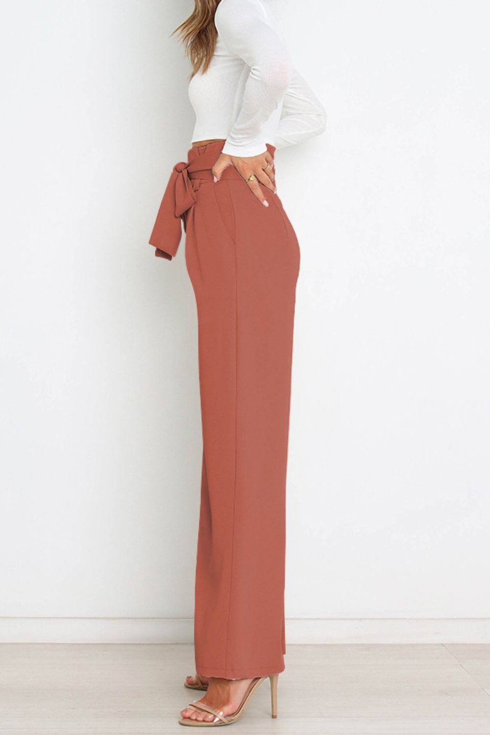 Women’s Wide-Leg Trousers – High Waist – Tailored Fit – Bow Waist Detail – Flowy Fabric