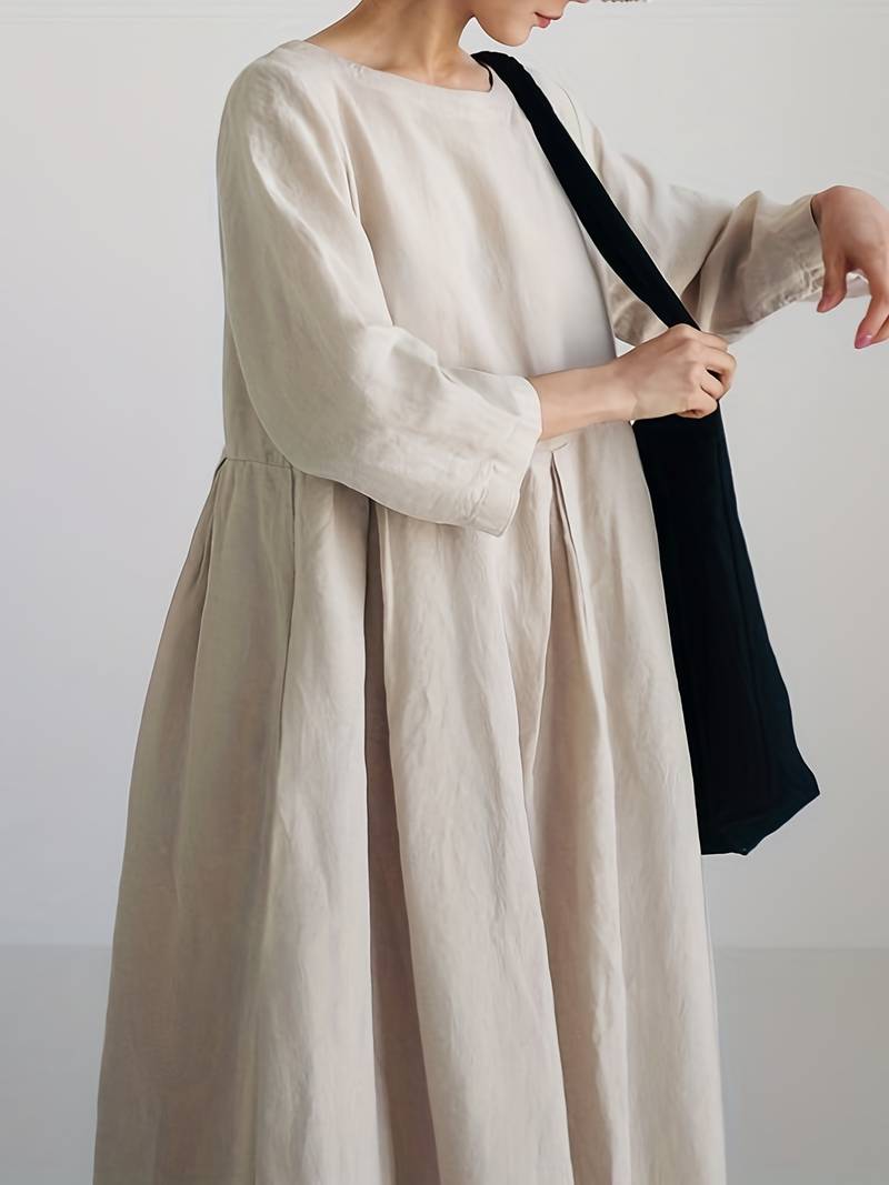 Women's Maxi Dress - Loose Fit - Pleated Skirt - Three-Quarter Sleeves - Flowy Elegant Style