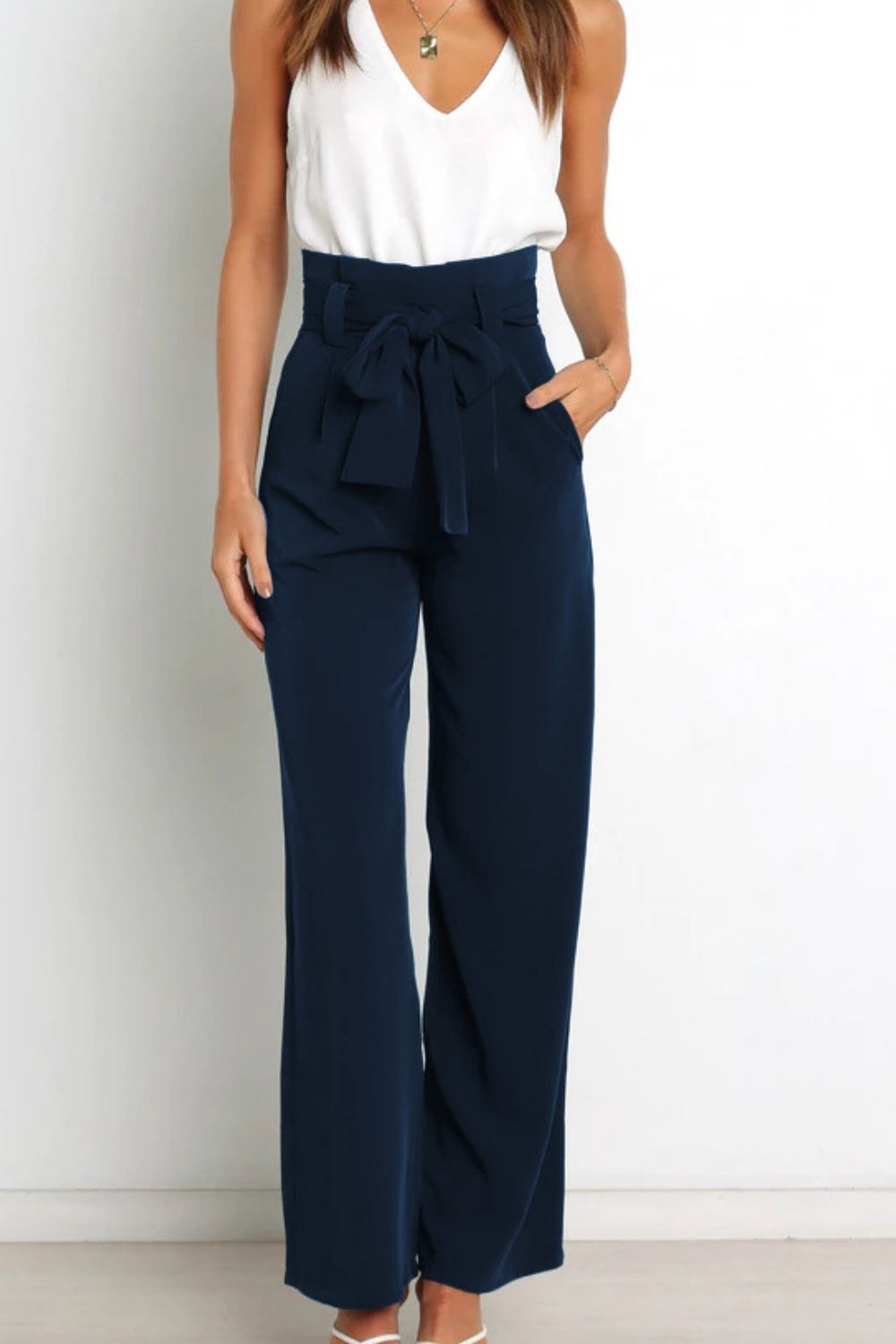 Women’s Wide-Leg Trousers – High Waist – Tailored Fit – Bow Waist Detail – Flowy Fabric