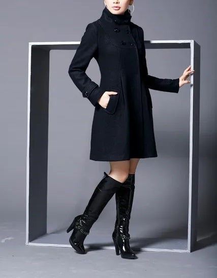 Women's Lightweight Dress with Side Pockets