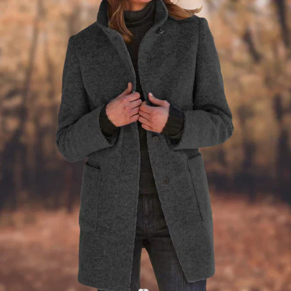 High collar women's coat with buttons
