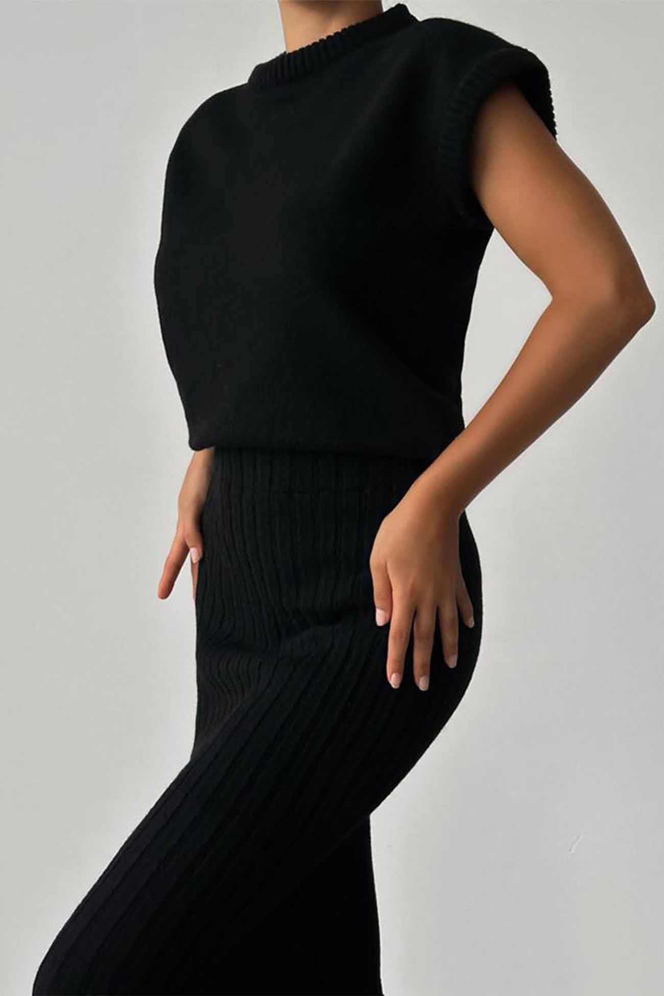 Gochee - mock neck sleeveless knitted two-piece dress set