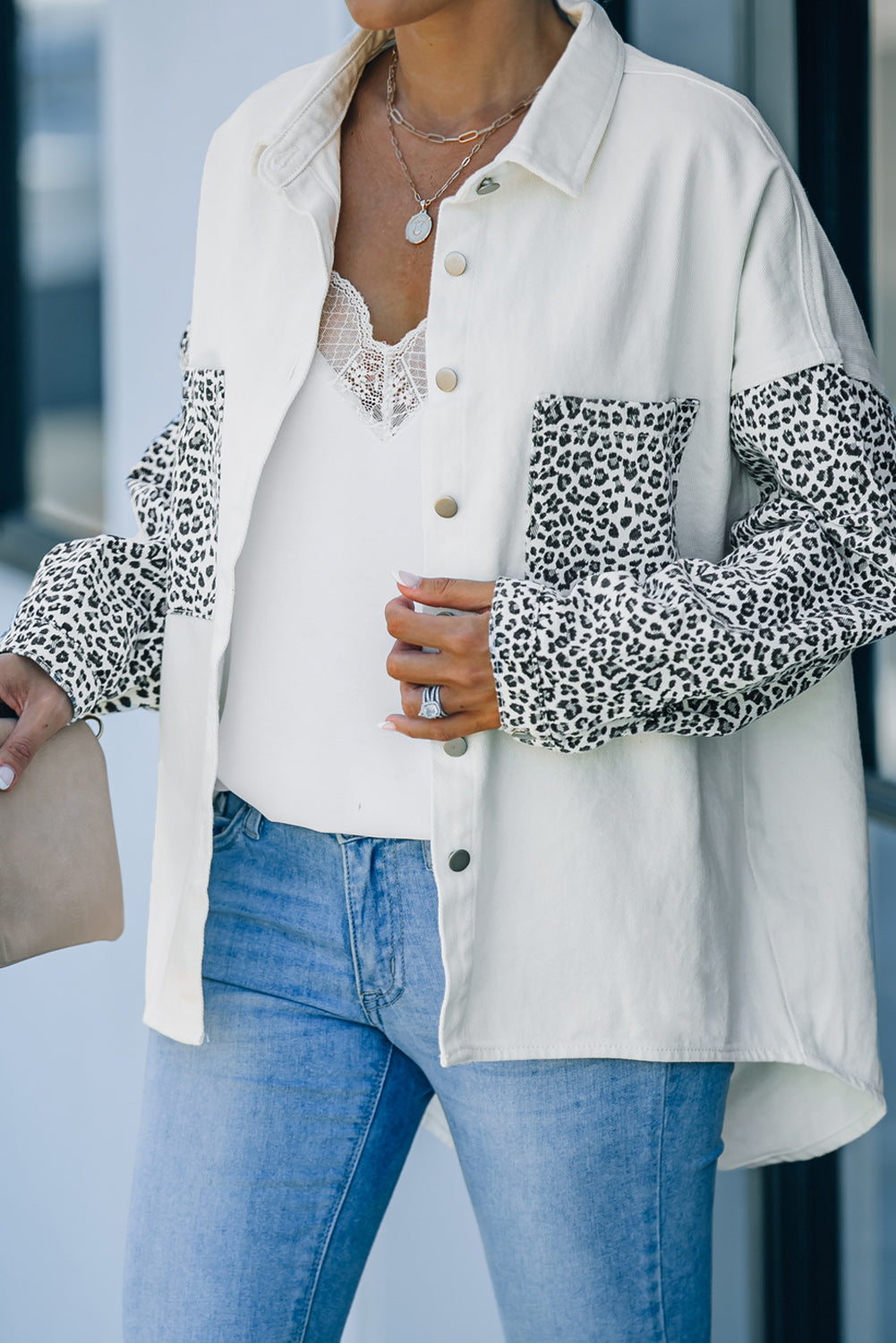 Women’s Shacket Jacket – Relaxed Fit – Leopard Print Detail – Button-Up Casual Layer