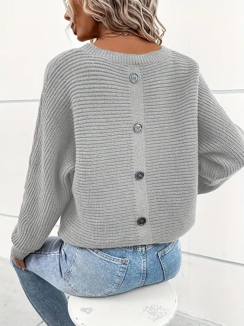 Women's elegant round neck sweater with batwing sleeves