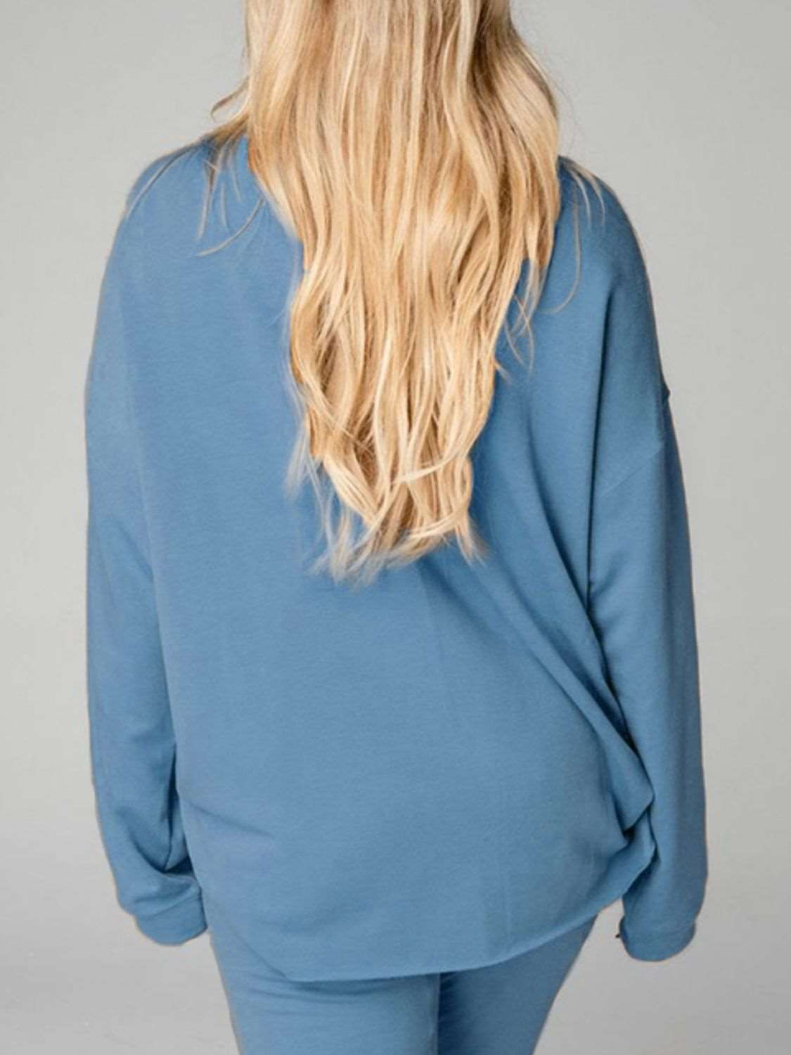 Women’s Loungewear Set - Relaxed Fit Sweatshirt & Distressed Jogger Pants - Casual Comfort