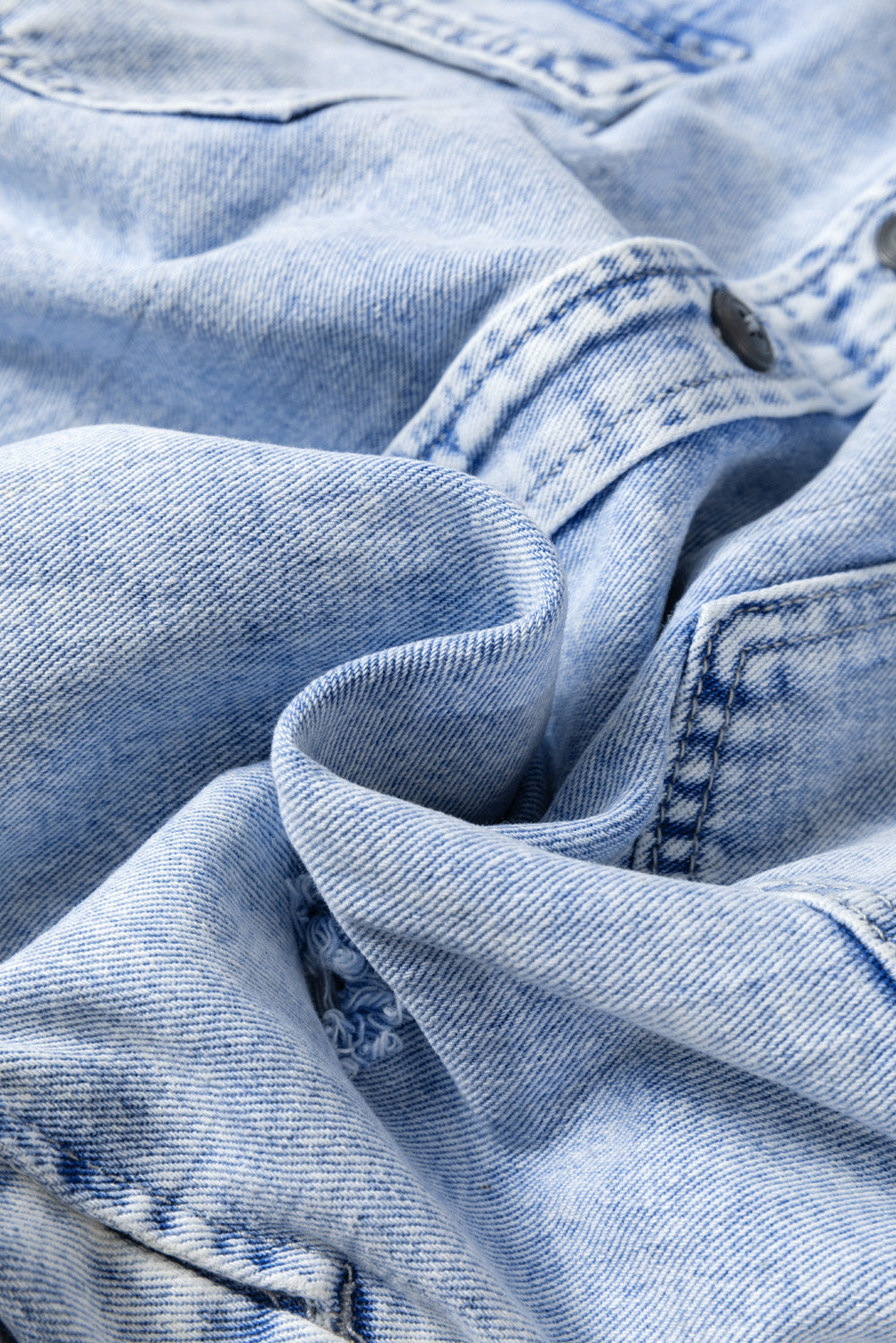 Multi-pocket denim jacket with hooded collar for women