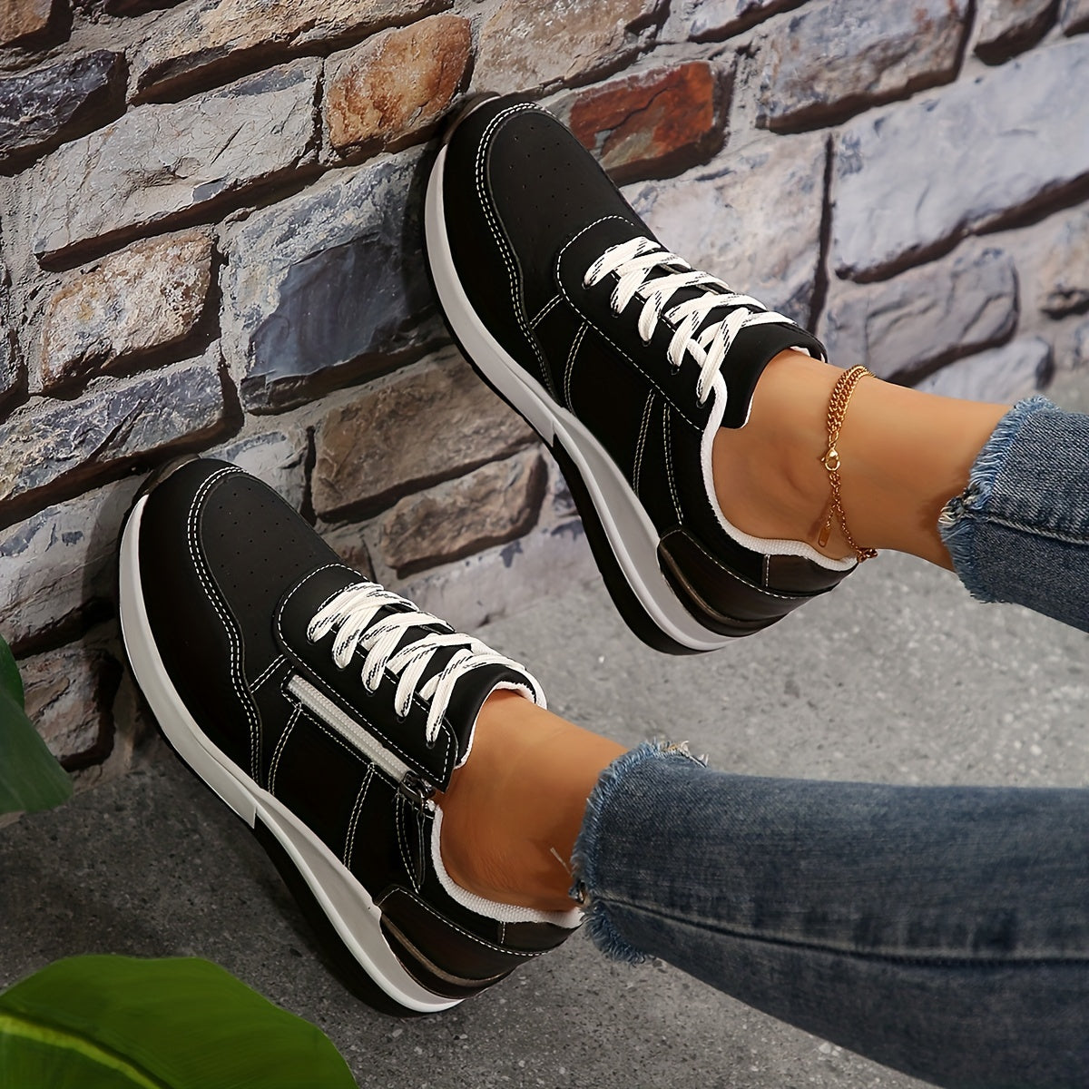 Women's Low-Top Sneakers - Lace-Up - Perforated Design - Cushioned Rubber Sole