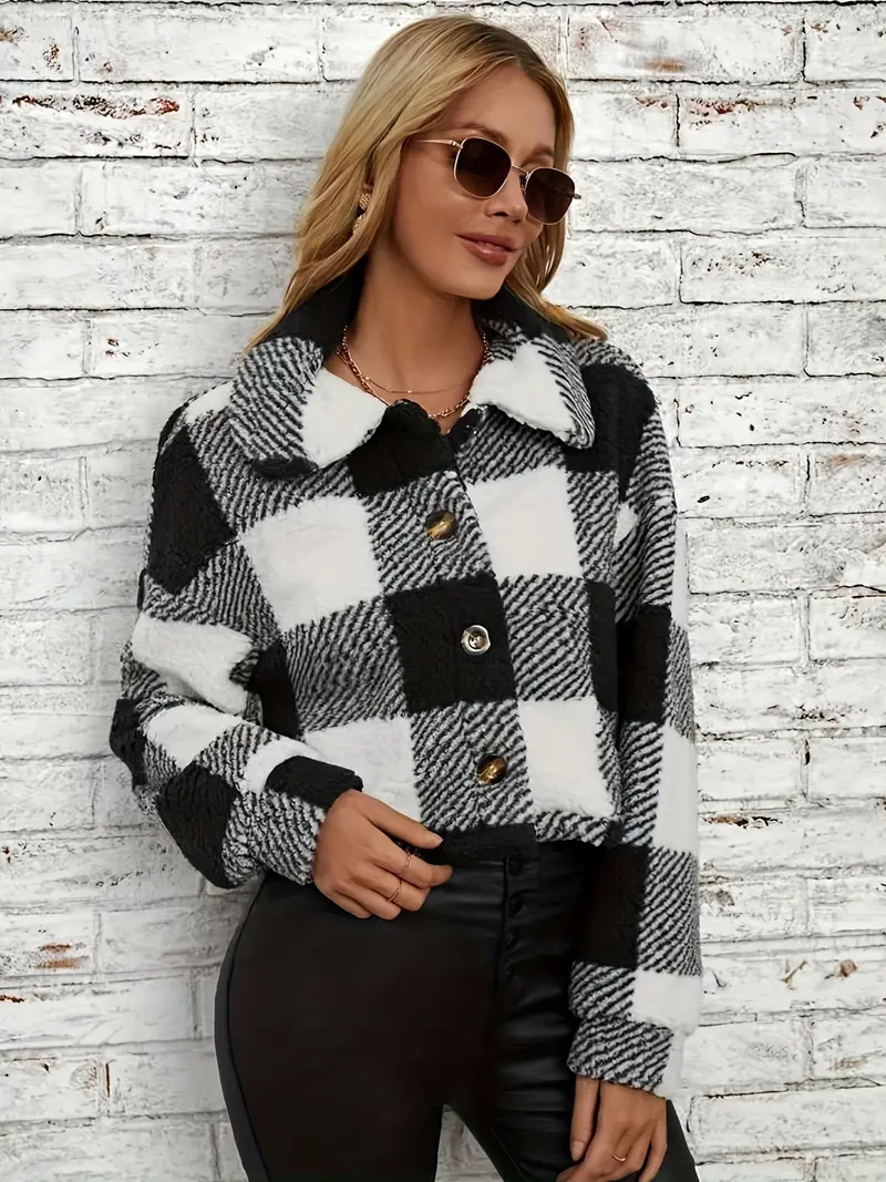 Women's warm checked jacket with wide collar