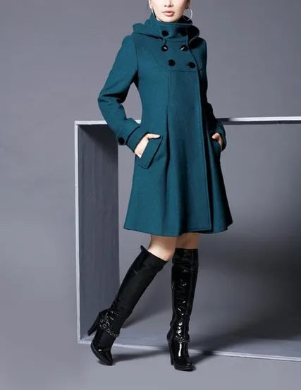 Women's Lightweight Dress with Side Pockets