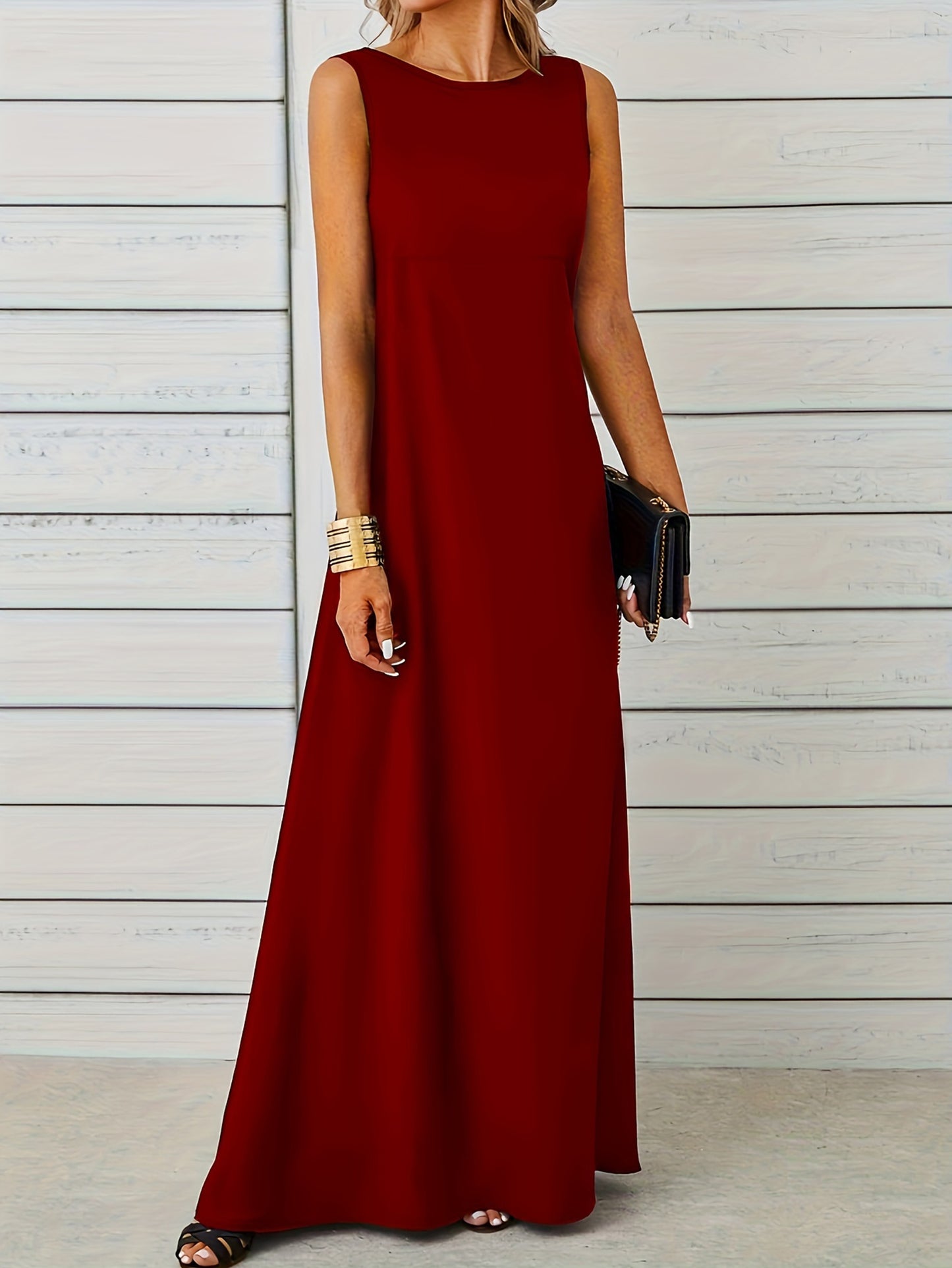 Sleeveless crew neck solid color maxi dress for women
