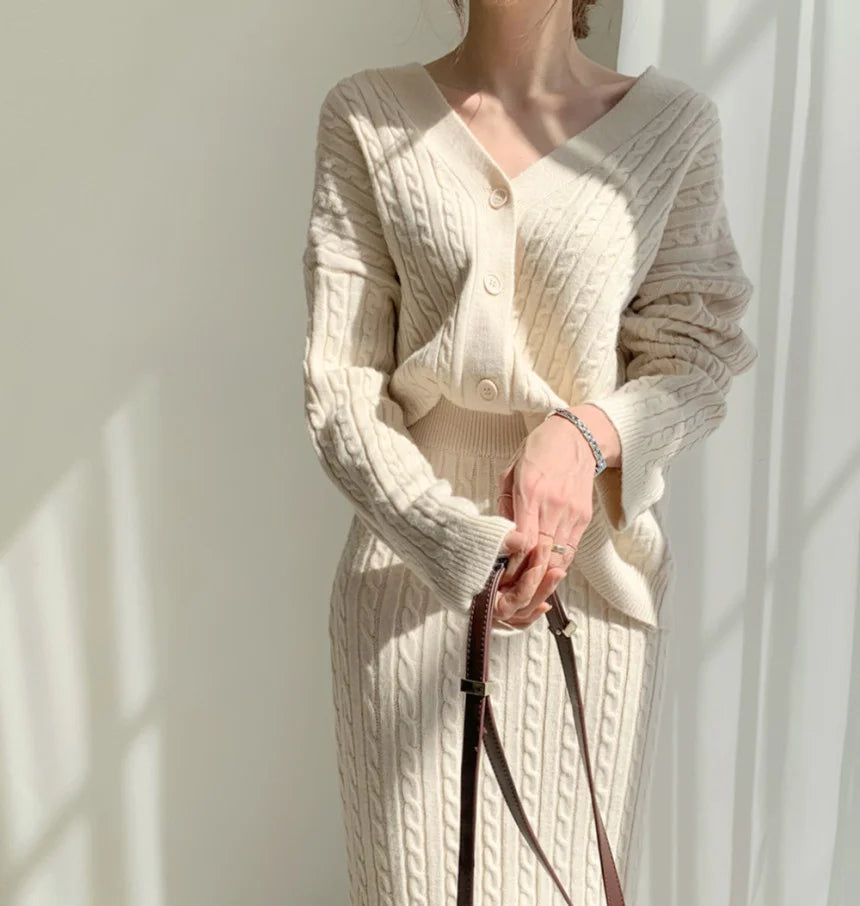 Women's narrow two-piece set knitted sweater