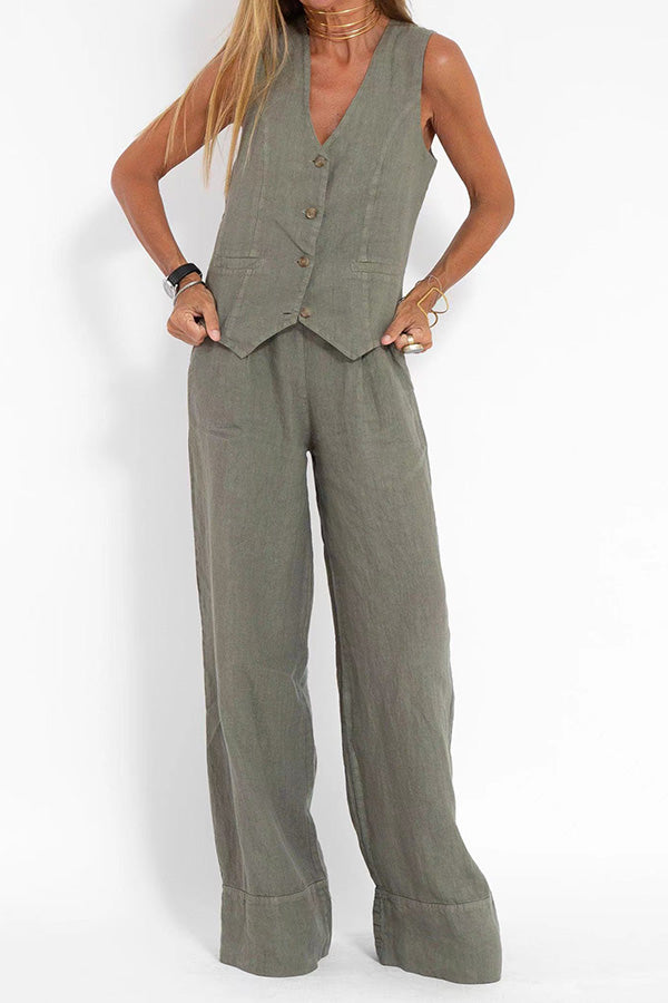 Women's Linen Outfit Set - Sleeveless V-Neck Button Front - Wide-Leg Relaxed Fit - With Pockets