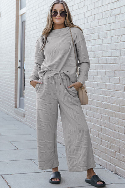 Women's textured long sleeve top and drawstring pants set