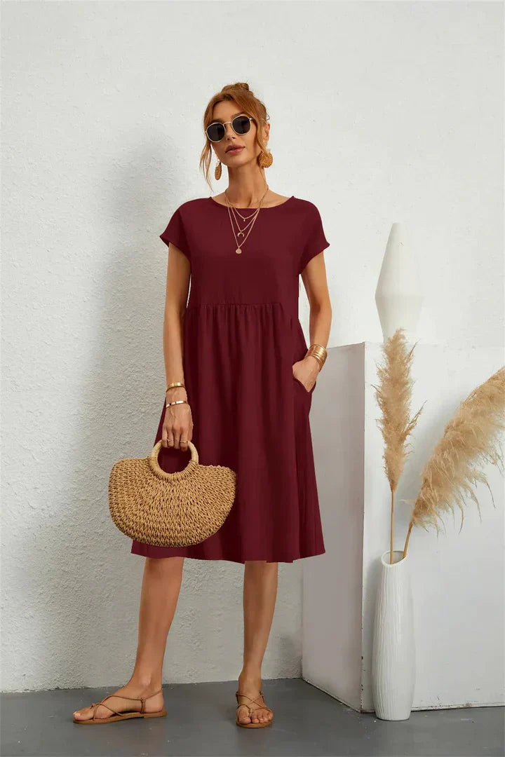 Women's Casual Dress - Knee Length - Relaxed Fit - Short Sleeve Lightweight Fabric