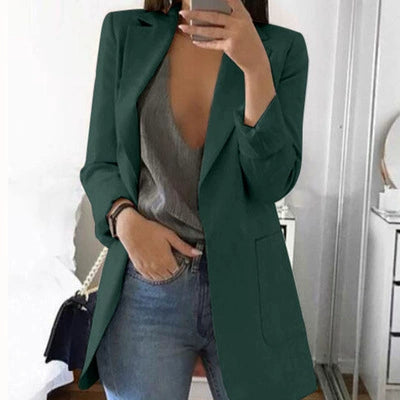 Women's notched blazer with lapel and pockets