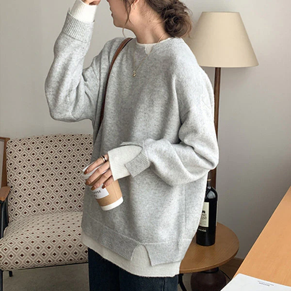 Women's oversized long sleeve sweater