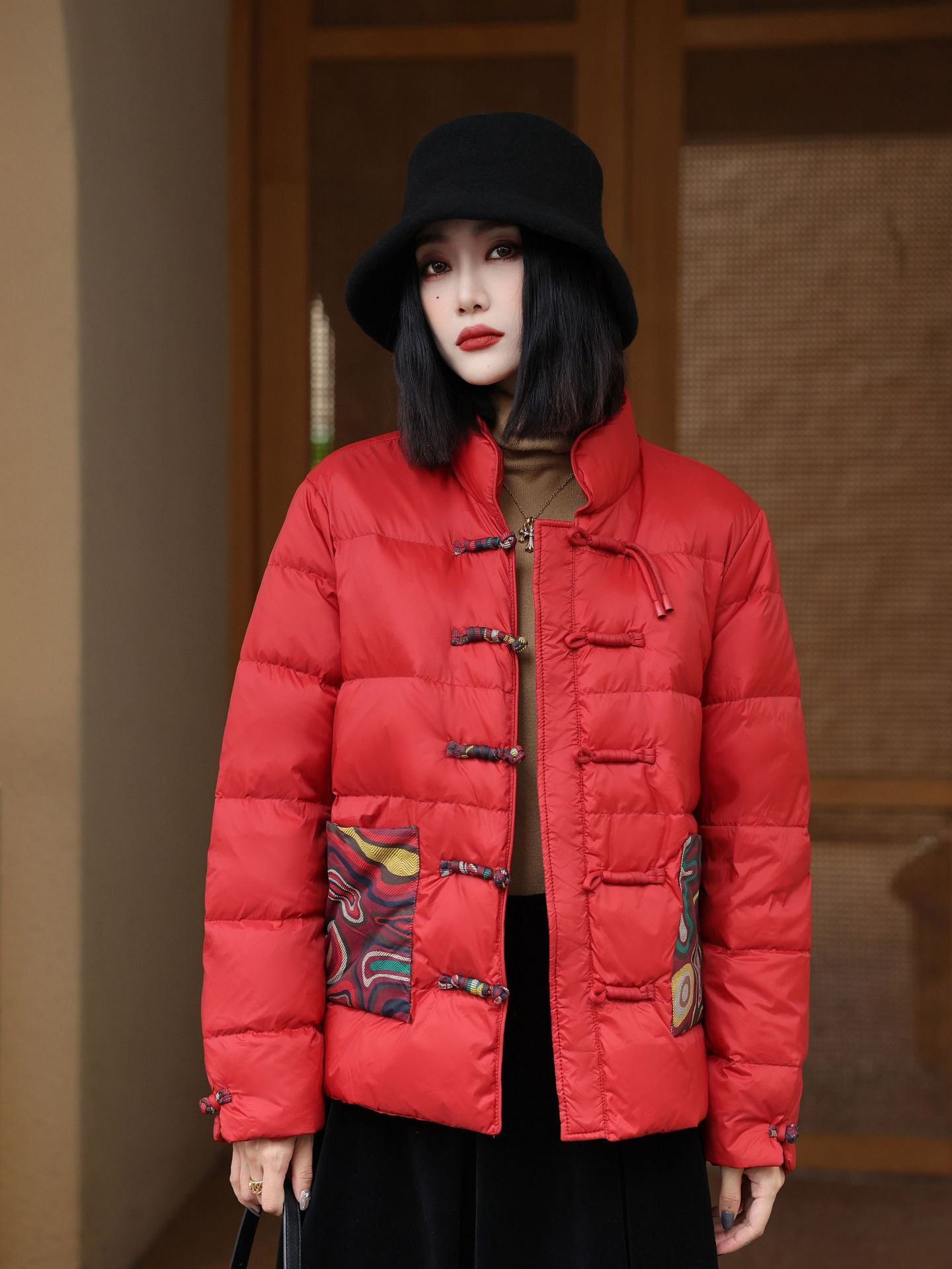 Women’s Quilted Puff Jacket – Loose Fit – High Collar – Frog Closures – Bold Pockets