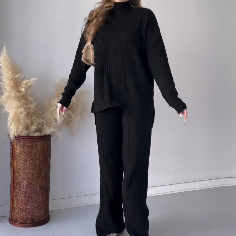 Women’s Two-Piece Sweater and Pants Set – Ribbed Knit – Relaxed Fit – Wide Leg – Round Neck