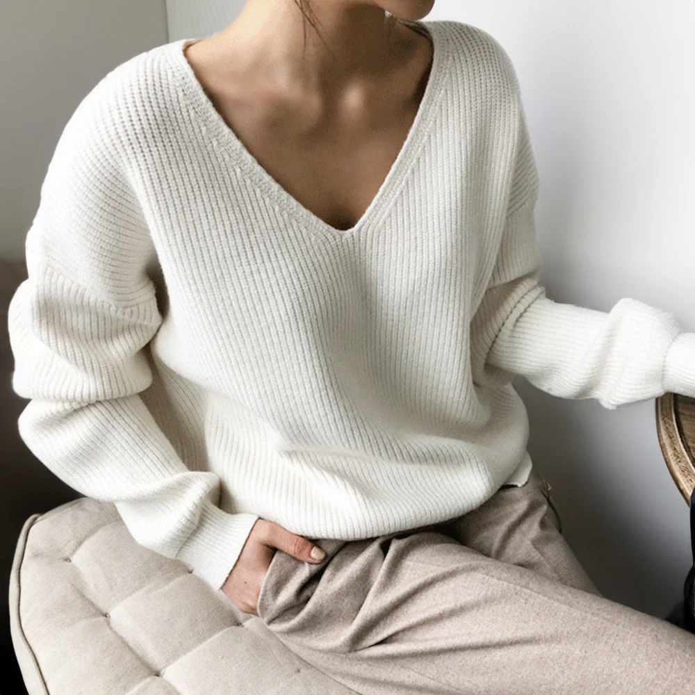 Women’s Pullover Sweatshirt – Oversized Fit – Ribbed Knit – Deep V-Neck – Long Sleeve
