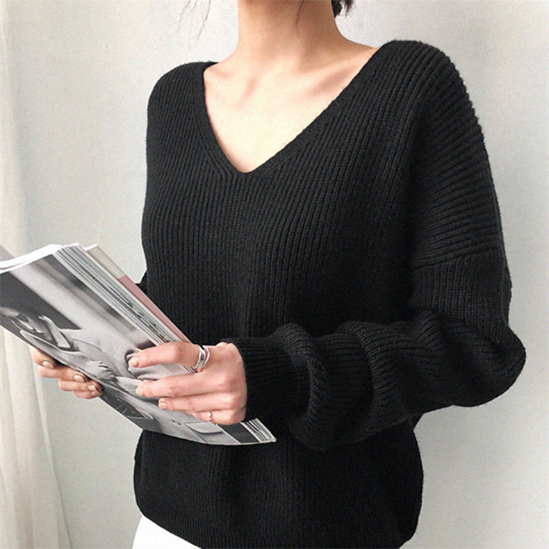 Women’s Pullover Sweatshirt – Oversized Fit – Ribbed Knit – Deep V-Neck – Long Sleeve