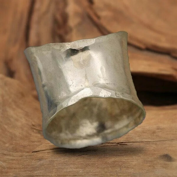 Hammered Texture Embossed Dandelion Design Ring