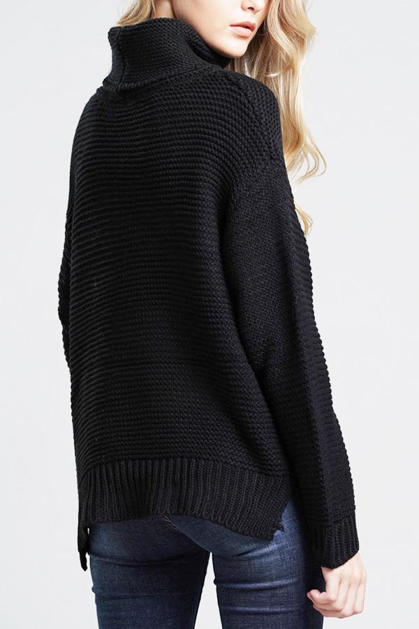 Women’s Turtleneck Sweater – Chunky Wool Knit – Oversized Fit – Ribbed Cuffs & Hem