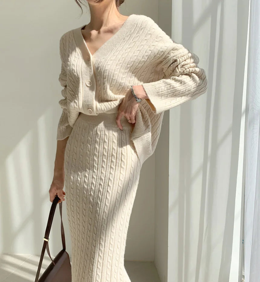 Women's narrow two-piece set knitted sweater