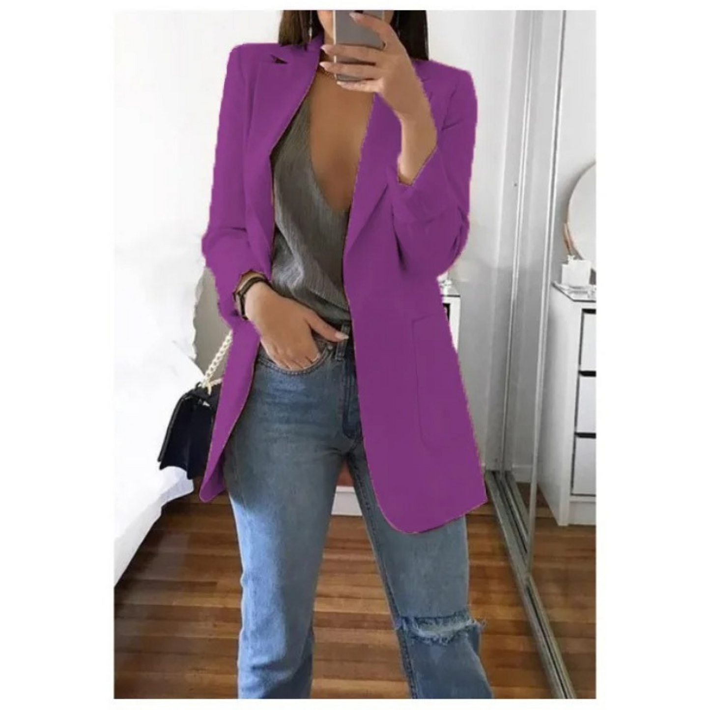 Women's notched blazer with lapel and pockets