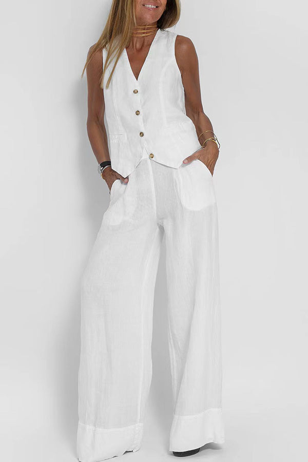 Women's Linen Outfit Set - Sleeveless V-Neck Button Front - Wide-Leg Relaxed Fit - With Pockets