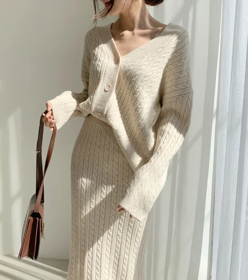 Women's narrow two-piece set knitted sweater