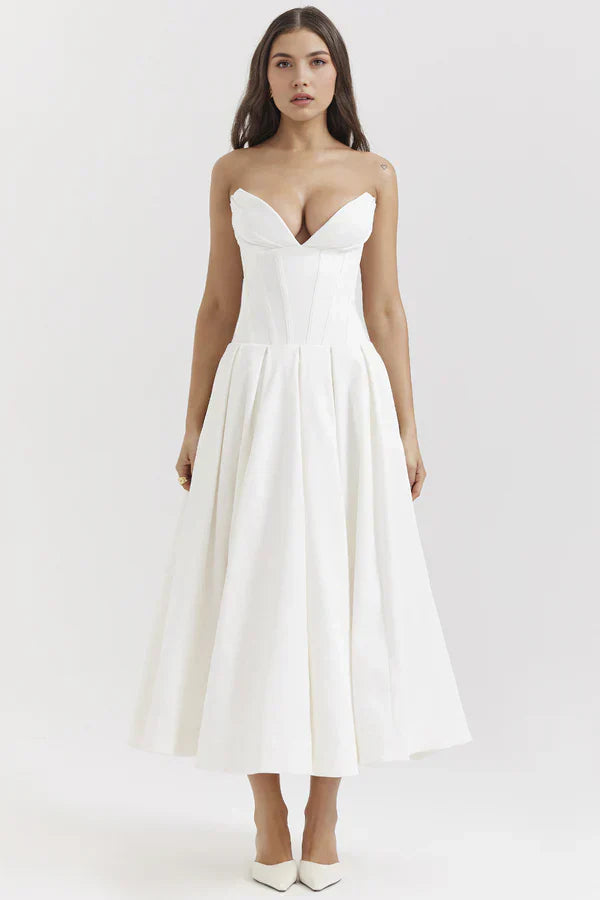 Women's Strapless Evening Gown - Sweetheart Neckline - Fitted Bodice - A-Line Silhouette