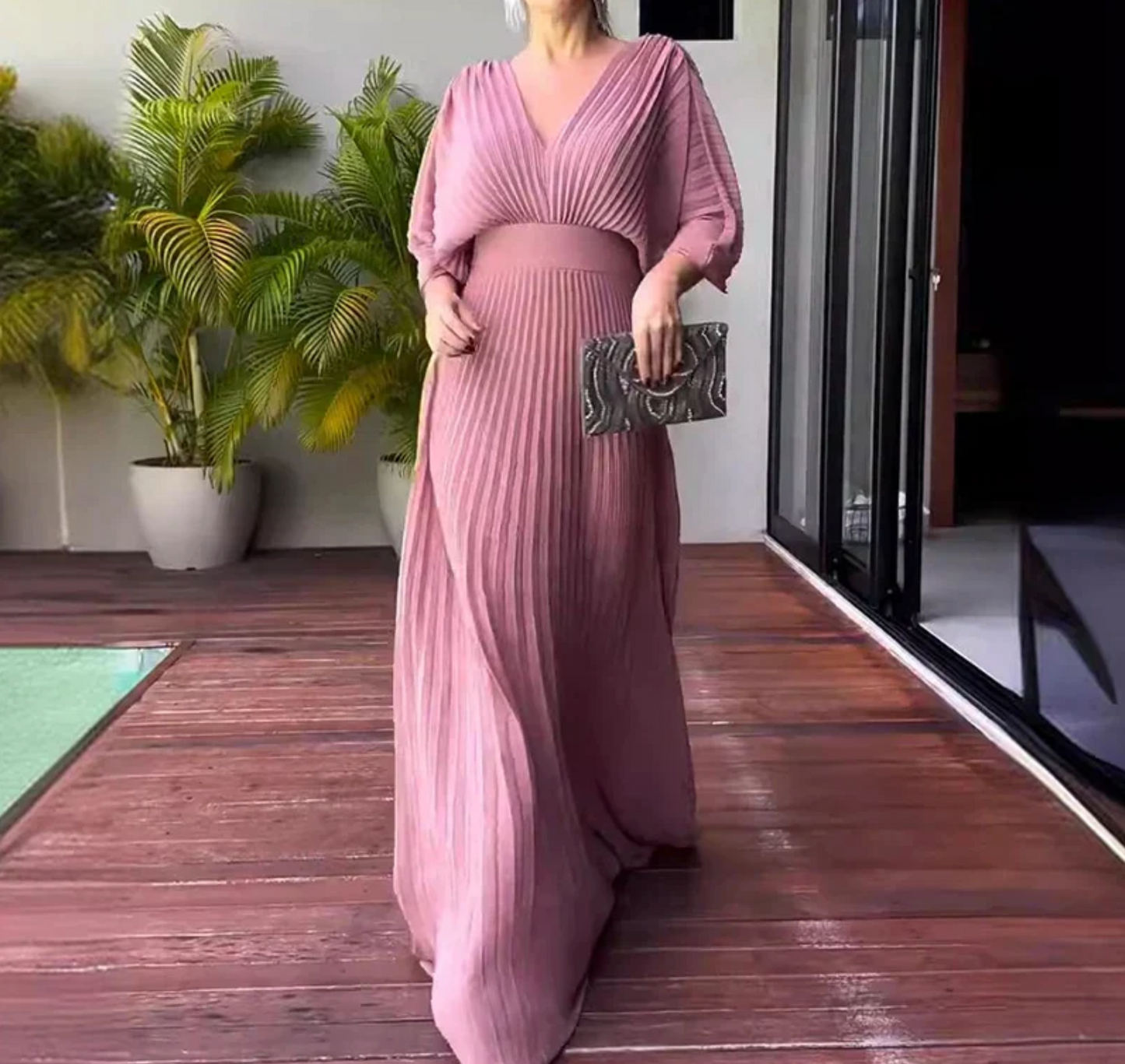 Women's Ribbed Knit V-Neck Dress