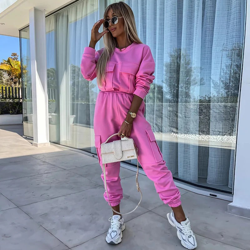Women’s Two-Piece Set – Relaxed Fit Knit – Long Sleeve Top with Pockets – Tapered Joggers