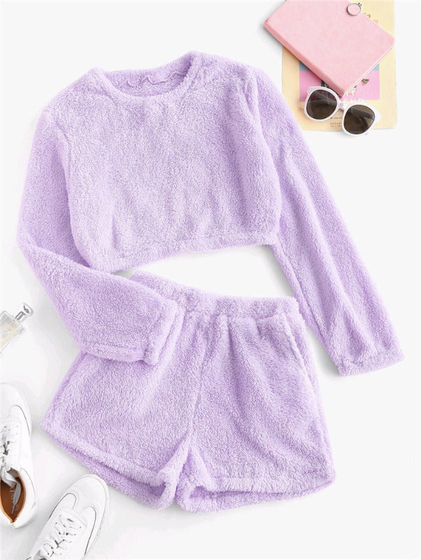 Women’s Loungewear Set – Plush Cropped Long Sleeve Top – High-Waisted Relaxed Shorts