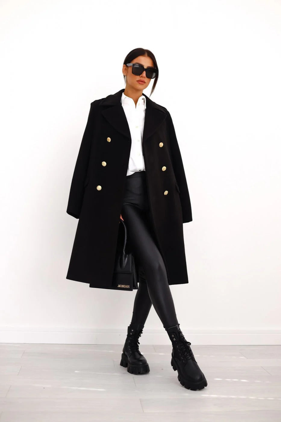Women’s Long Coat – Wool Blend – Tailored Fit – Double-Breasted – Notched Lapel
