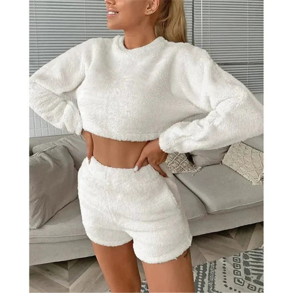 Women’s Loungewear Set – Plush Cropped Long Sleeve Top – High-Waisted Relaxed Shorts