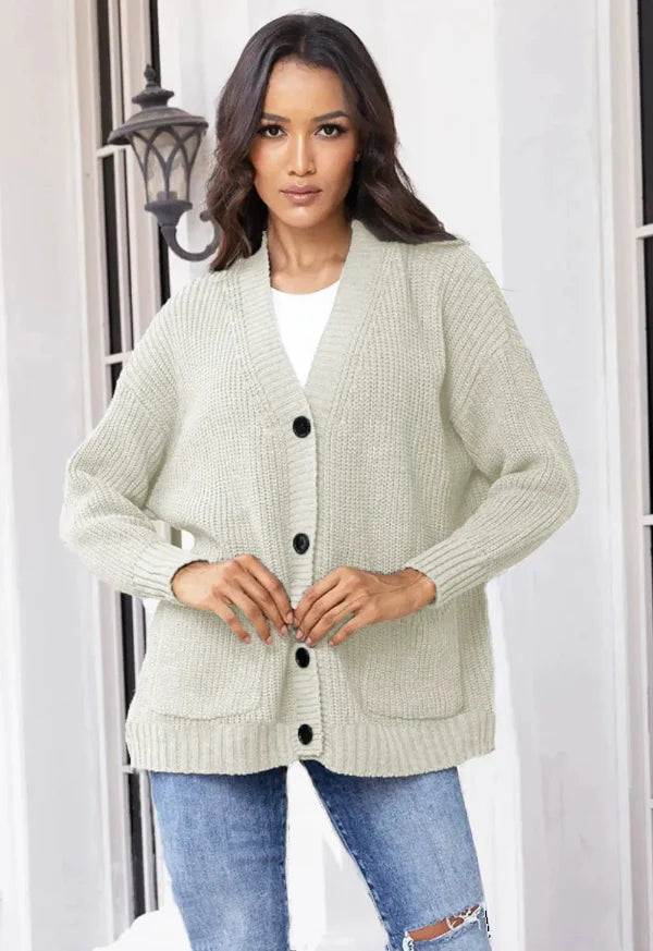 Women’s Cardigan – Wool Knit – Oversized Fit – V-Neck – Button Front with Pockets
