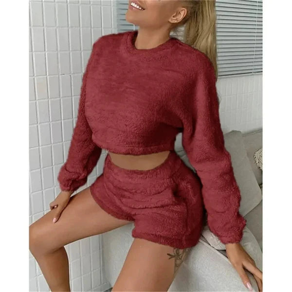 Women’s Loungewear Set – Plush Cropped Long Sleeve Top – High-Waisted Relaxed Shorts